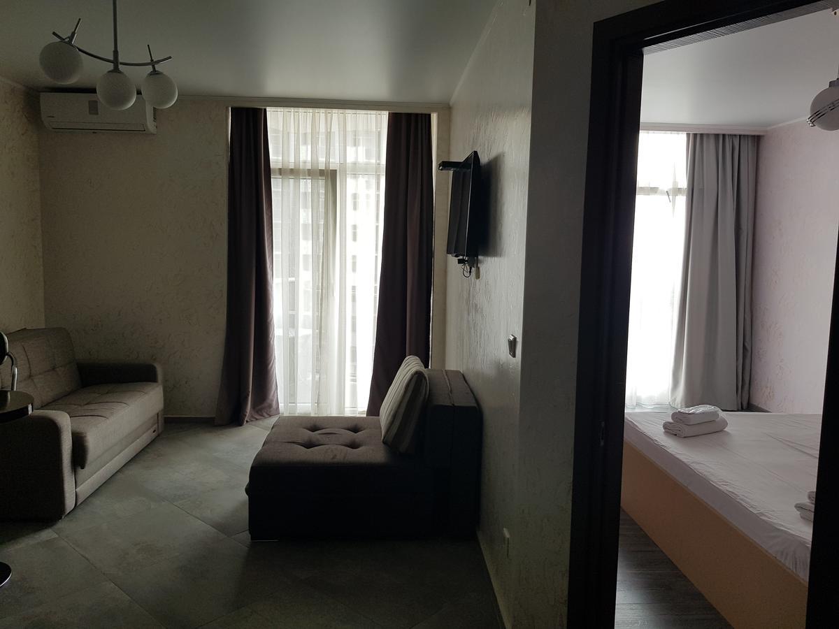 Viva Blue Batumi Aparthotel Exterior foto